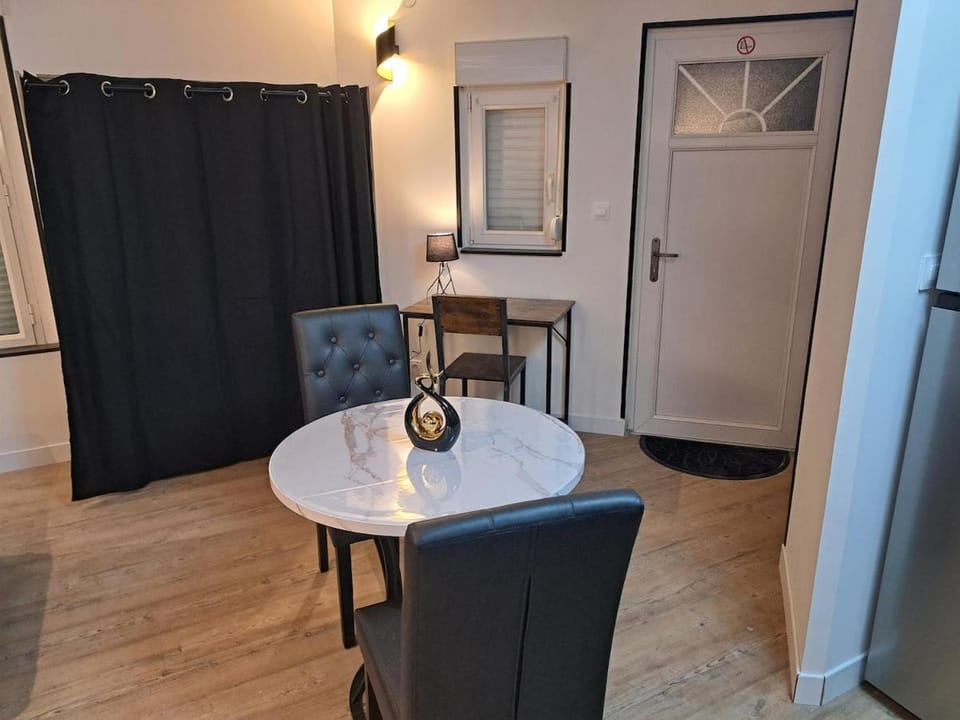 La suite d'Isa Apartment in Lens