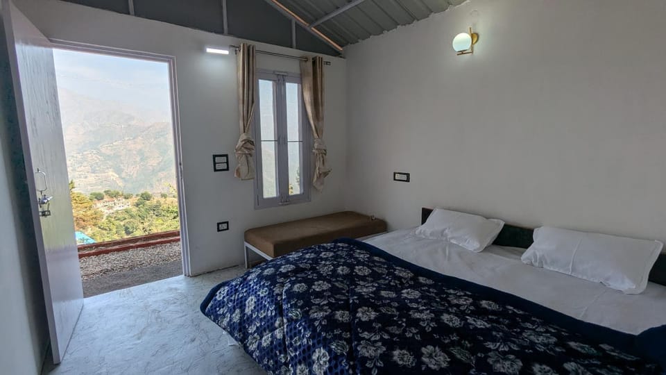 Paiyasaari stay Campground/ 
RV Resort in Uttarakhand