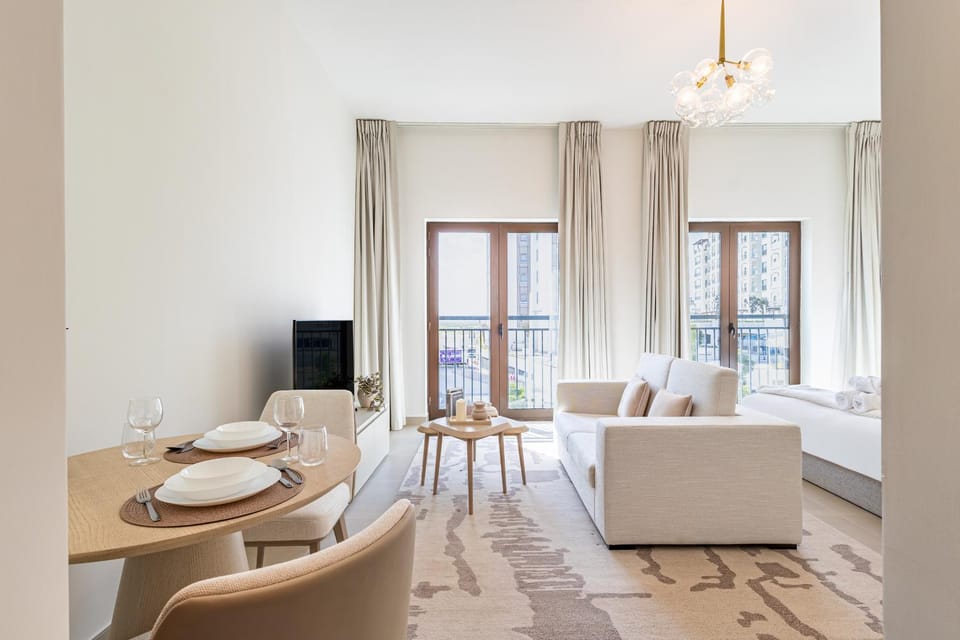 Charming Studio next 5 min walk to Formula 1, Golf Course, and Yas Water World Apartment in Abu Dhabi
