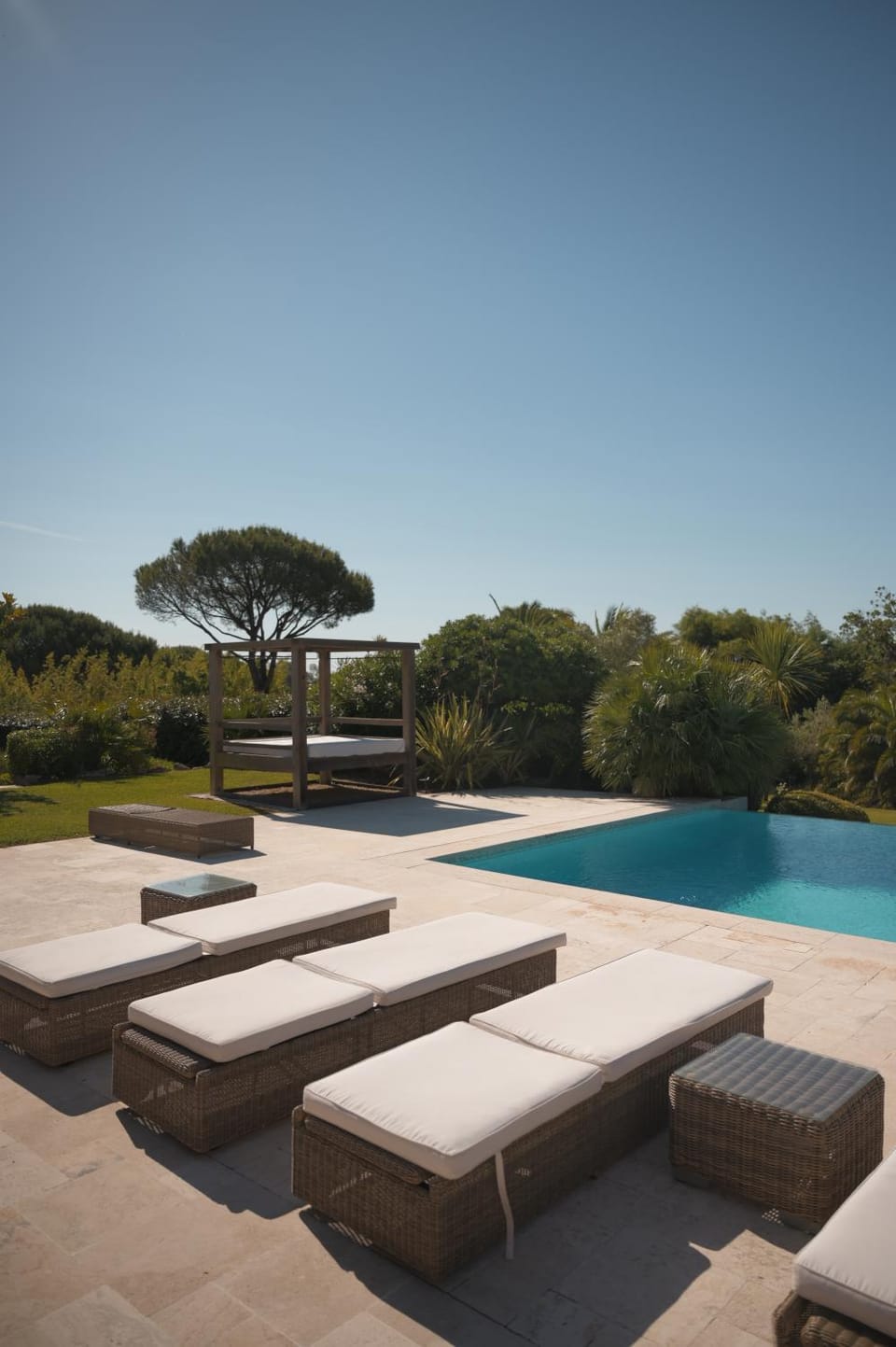 Luxury Mediterranean Villa with Pool & Helipad Villa in Ramatuelle