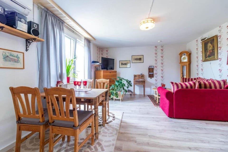 KAL1031-Boda-Glasbruk-Storgatan-32 Apartment in Kalmar County, Sweden