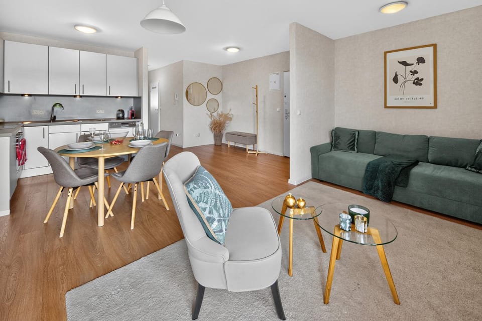 Living room, Dining area, kitchen
