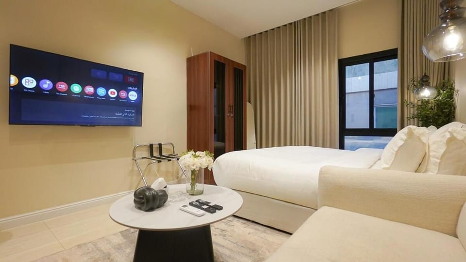 304 Studio Sulaymaniyah Hotel and a special location Apartment in Riyadh