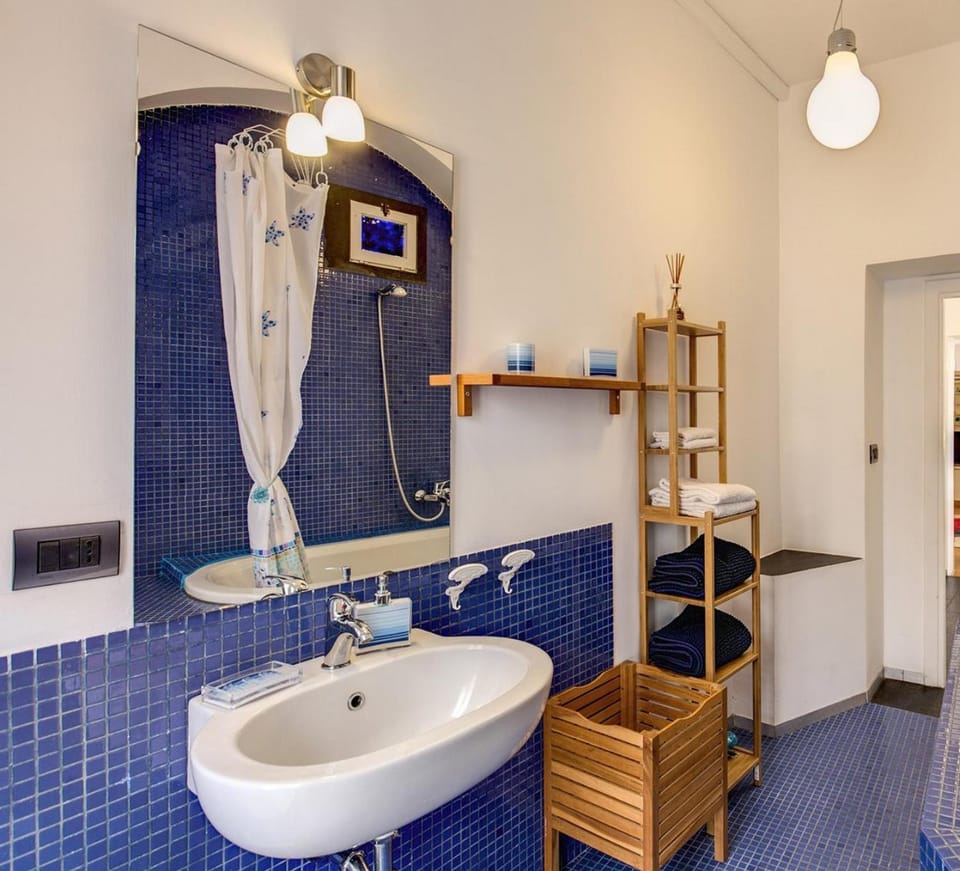 New in the hart of Rome close to Piazza del Popolo Apartment in Rome