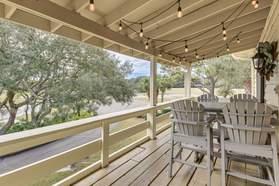 Walkable Beach Retreat! Miramar Resort Condo House in Miramar Beach