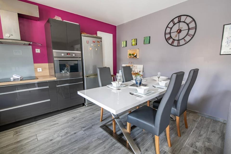 Le Vincennes, simple et atypique ! House in Pays de la Loire