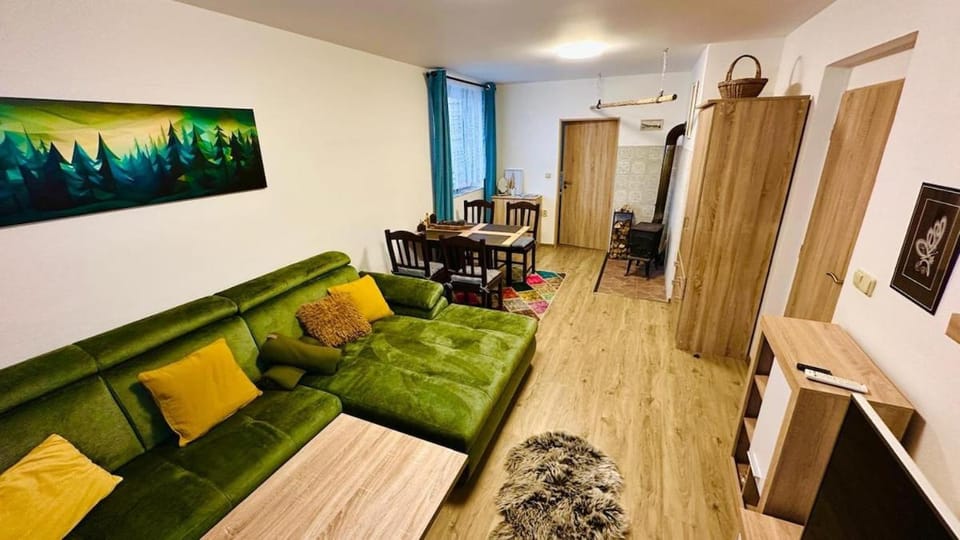 Šumavsky rodinný apartmán pod SKI Zadov 70m2 Apartment in South Bohemian Region