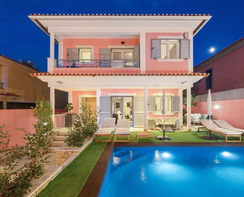 Property building, Night, Garden, Pool view, sunbed
