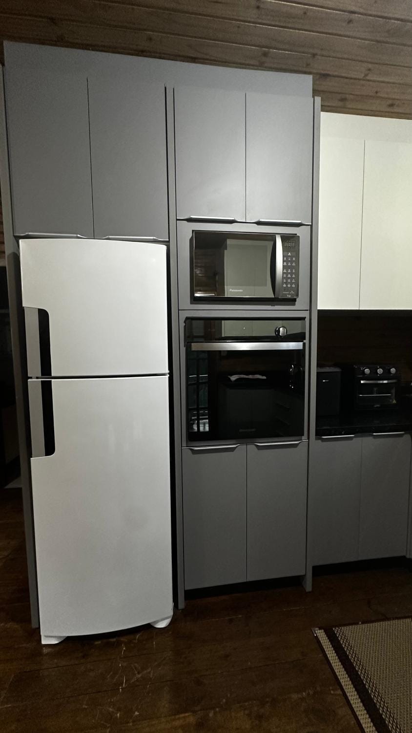 Kitchen or kitchenette, oven, stove
