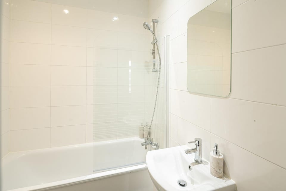 Shower, Bathroom, Bath