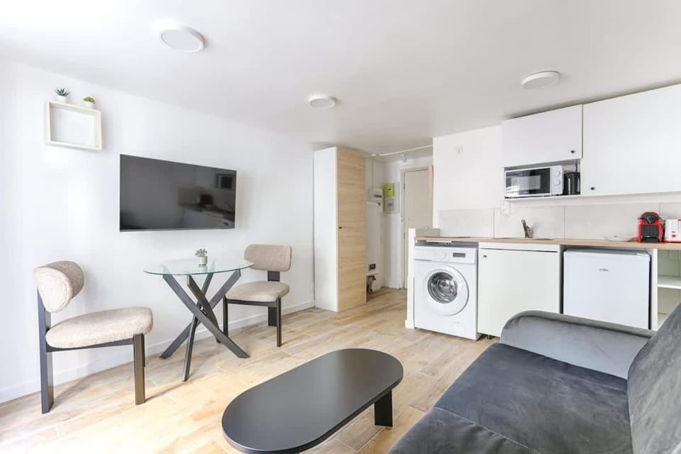 TV and multimedia, Living room, stove, washing machine
