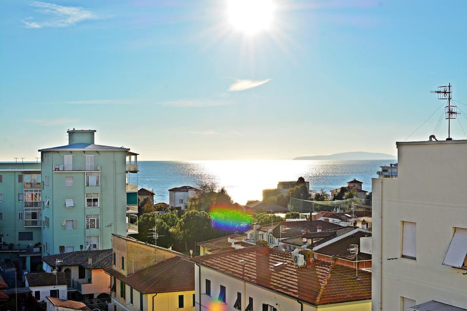 Nearby landmark, Day, View (from property/room), City view, Sea view