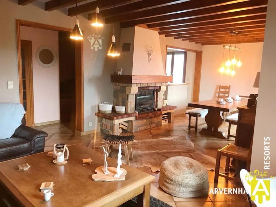 Chalet Alpaga Chalet in Besse-et-Saint-Anastaise