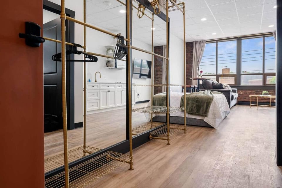 Golden Hour @TheMillRowsSuites Apartment in New Glasgow