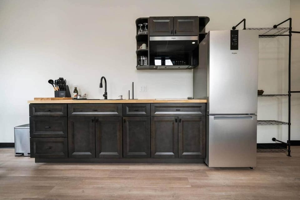 The Library @TheMillRowsSuites Apartment in New Glasgow
