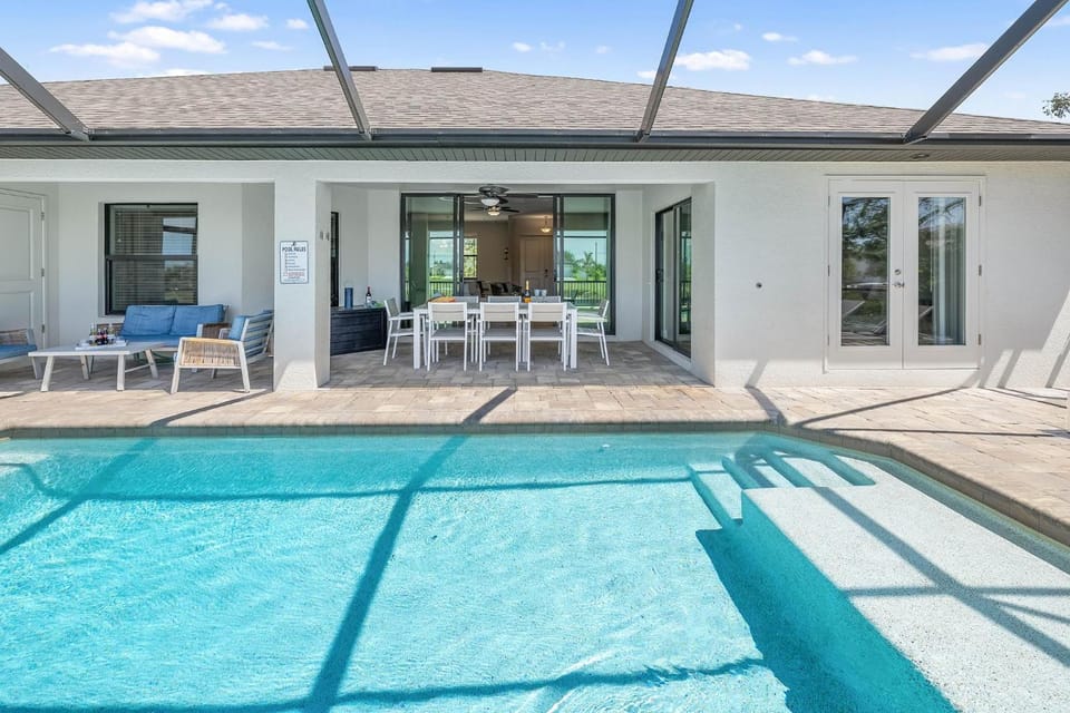 Sun Soaked House in Cape Coral