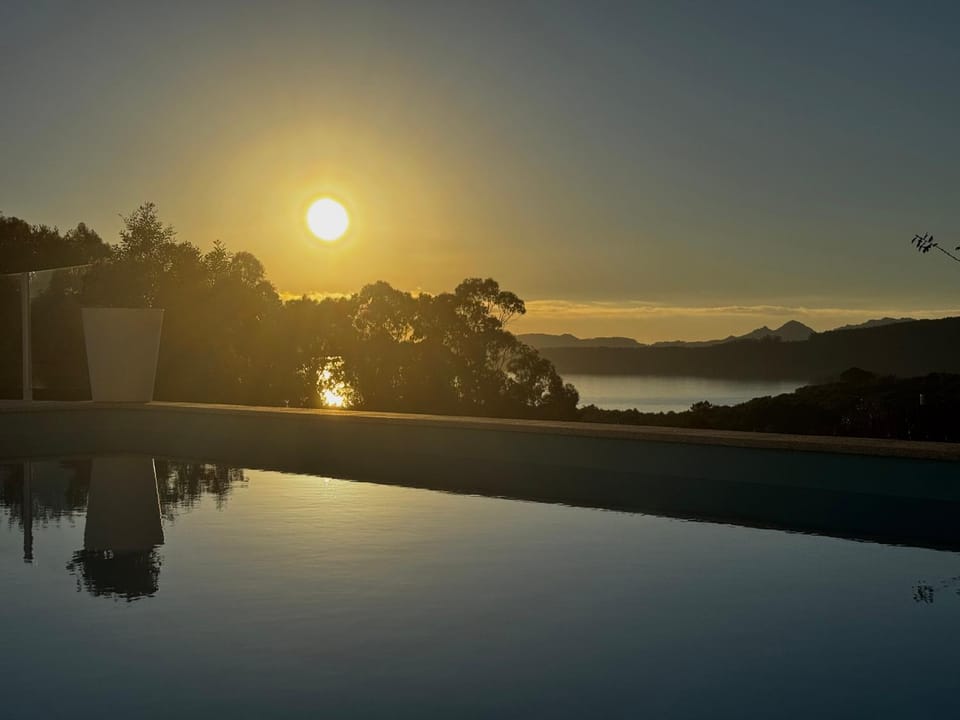 Kitchen or kitchenette, Pool view, Sea view, Swimming pool, Sunset