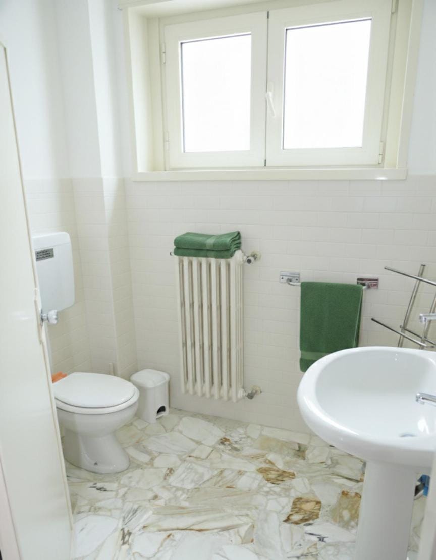 Toilet, Bathroom, bidet