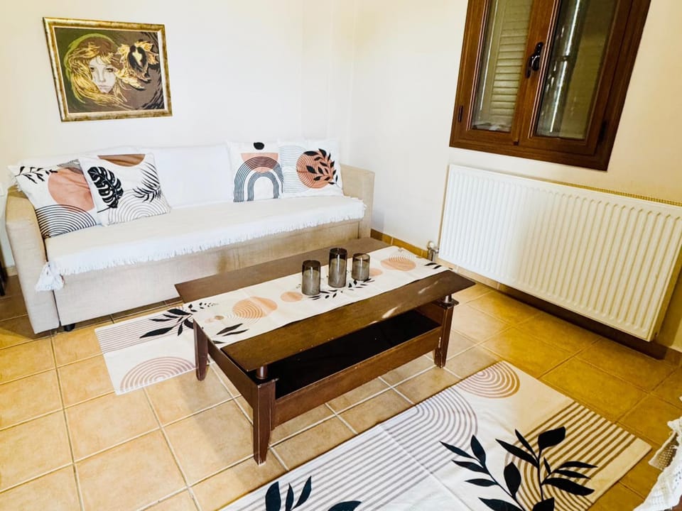 Thea Dysis I Apartment in Peloponnese Region
