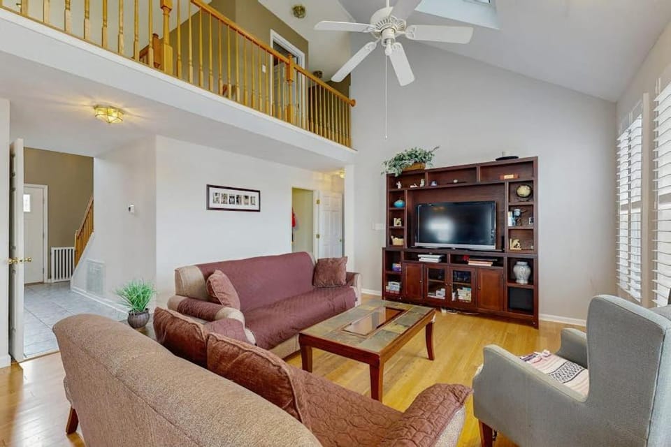 South Hampton - 33568 Water Mill Ln House in Ocean View