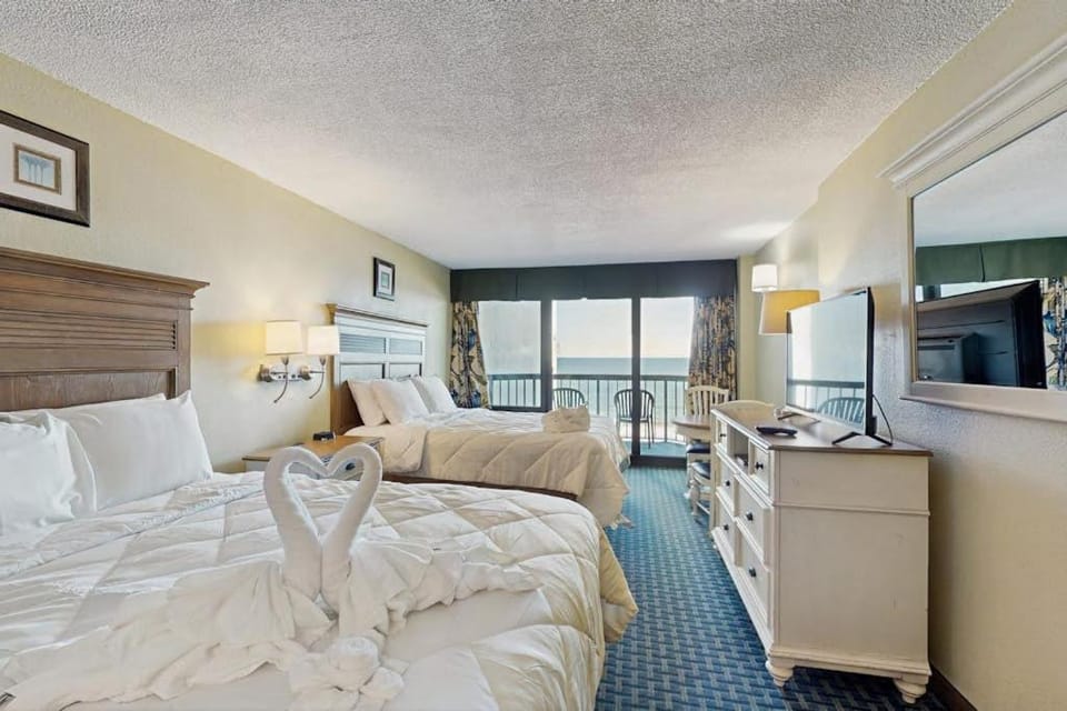 Compass Cove 560 Hotel in Myrtle Beach