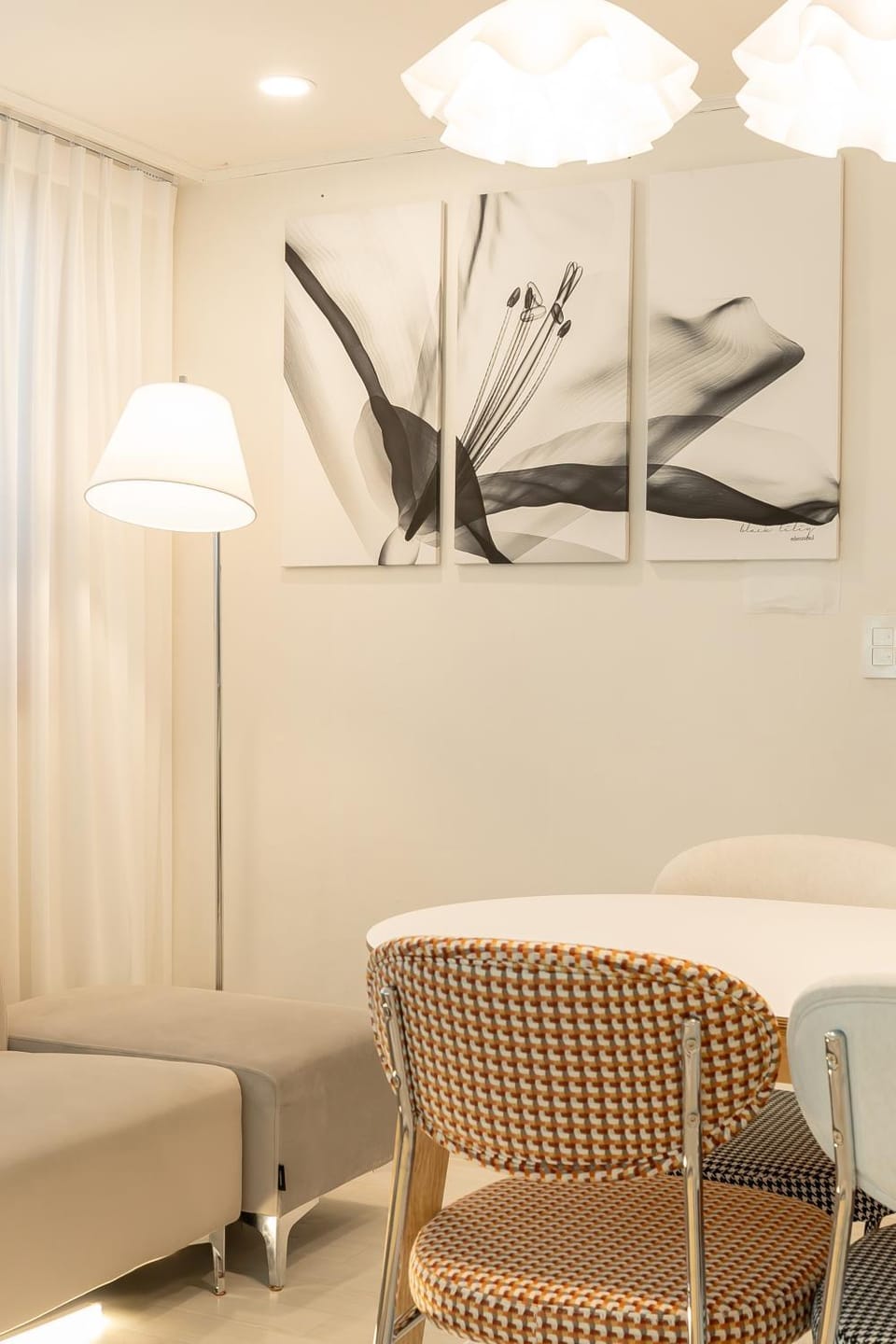 16 people,3R5B,Myeongdong,Seoul Station,Itaewon Apartment in Seoul