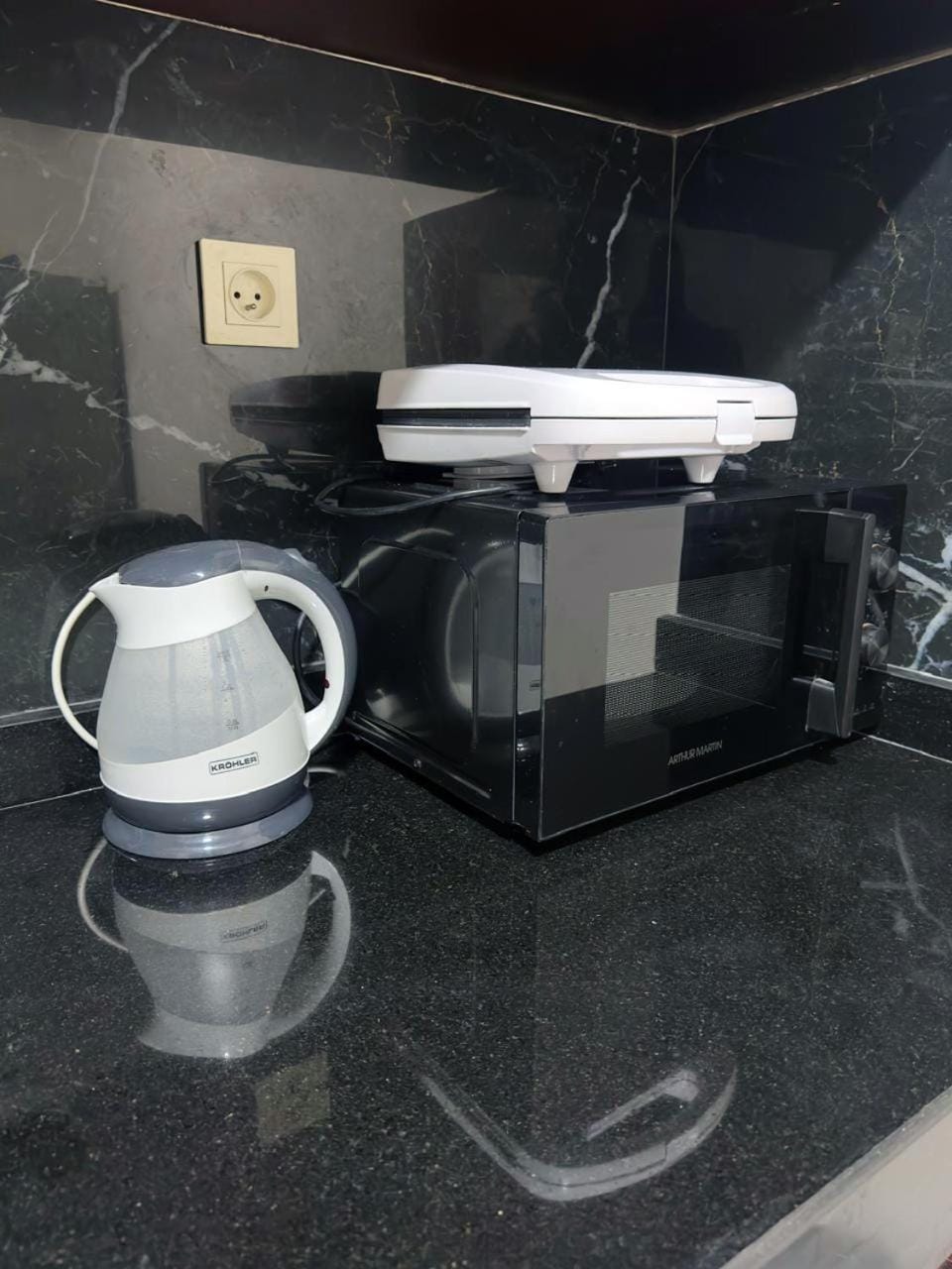 Coffee/tea facilities, Kitchen or kitchenette, toaster