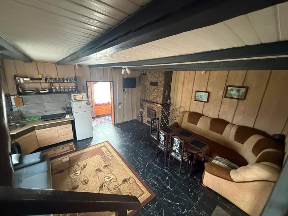 Горянка House in Lviv Oblast