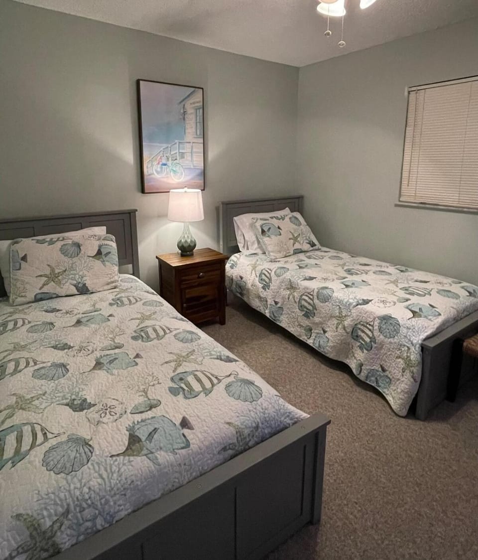 Refreshing oceanfront gem Remarkable sunrises Apartment in Edgewater