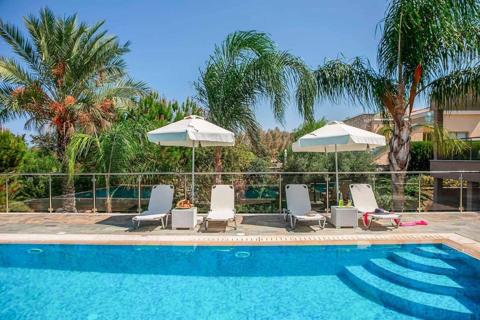 Spring, Other, Swimming pool, sunbed
