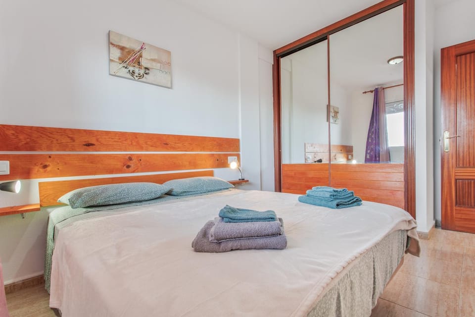 Property building, Living room, Bedroom