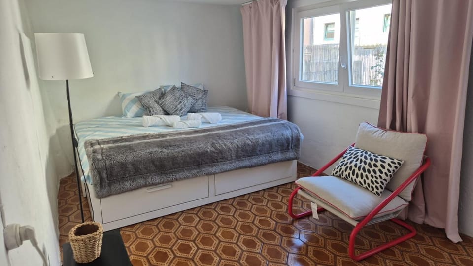 Living room, Bedroom