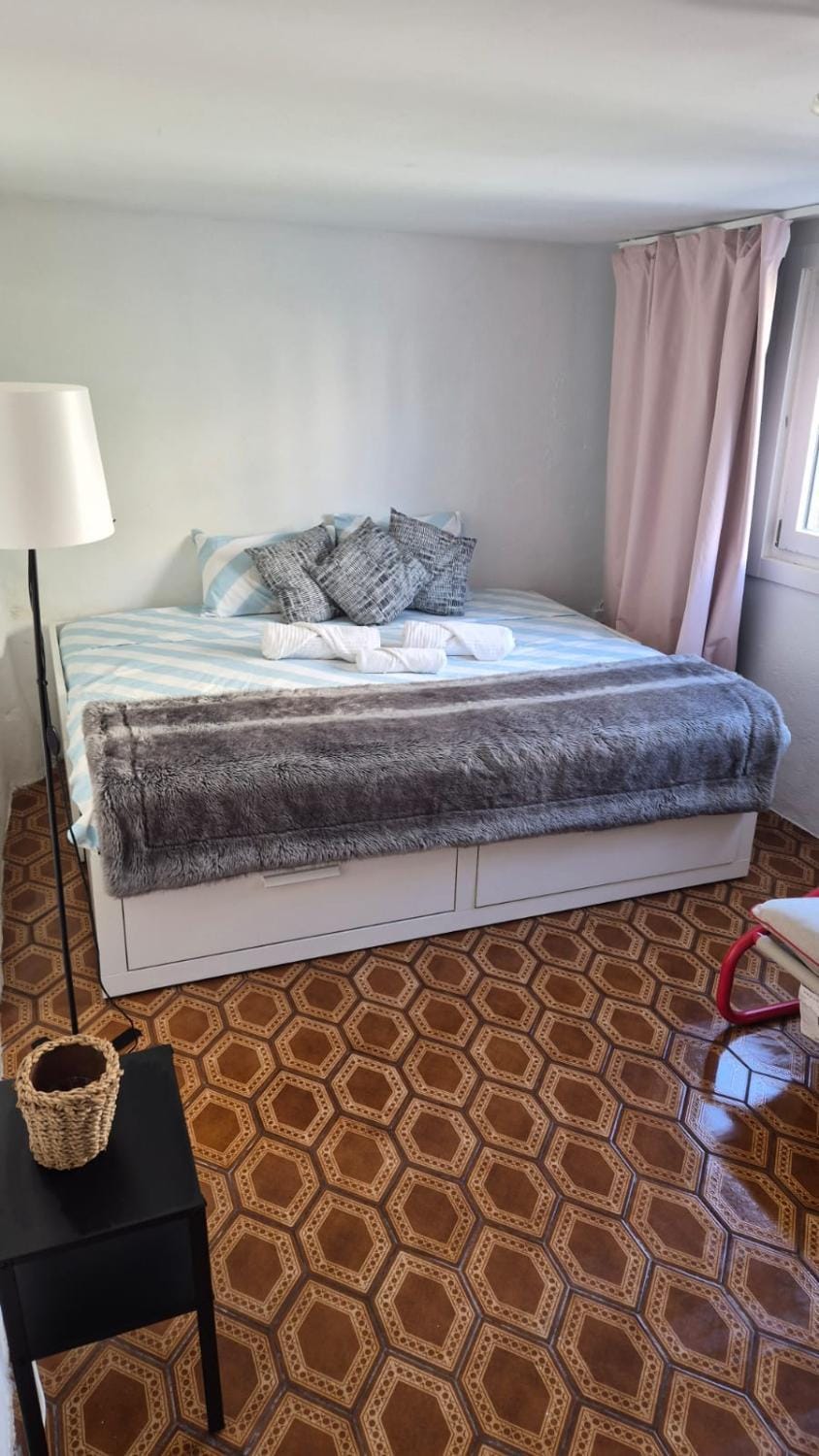 Living room, Bedroom