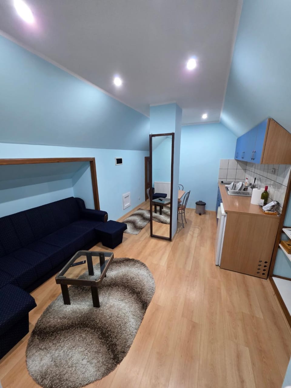 Kitchen or kitchenette, Living room, Seating area, Dining area, minibar