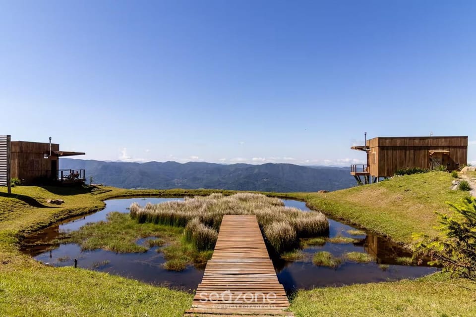 Off site, Lake view, Mountain view