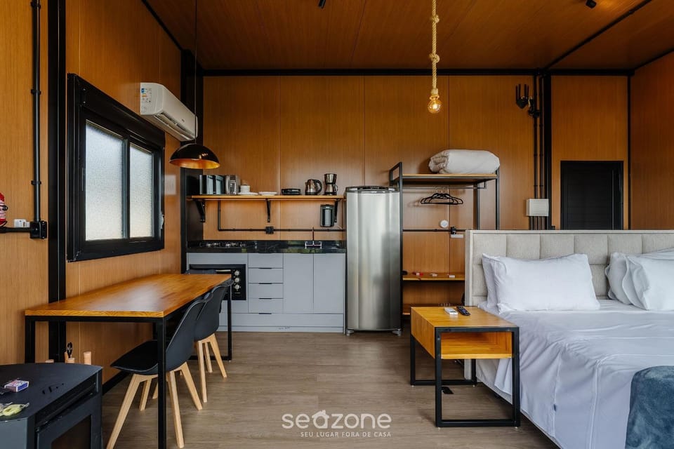 Kitchen or kitchenette, Photo of the whole room, Bedroom