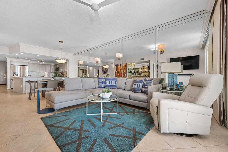 The Inn At Crystal Beach #405 Apartment in Destin