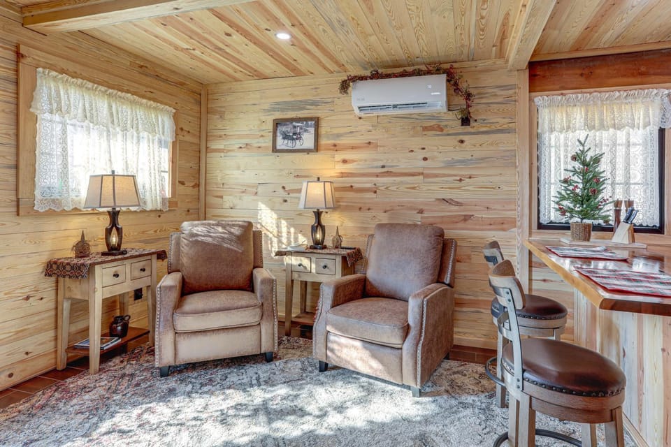 Walk to Current River Ozarks Adventure Home! House in Van Buren