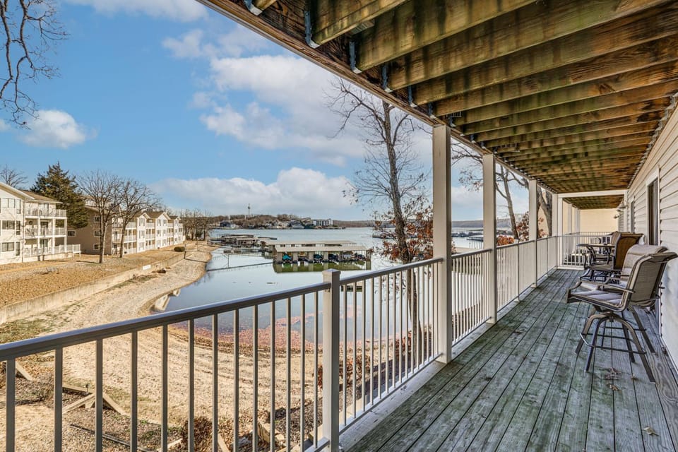 Balcony w/ Lake Views: Waterfront Ozarks Condo! House in Osage Beach