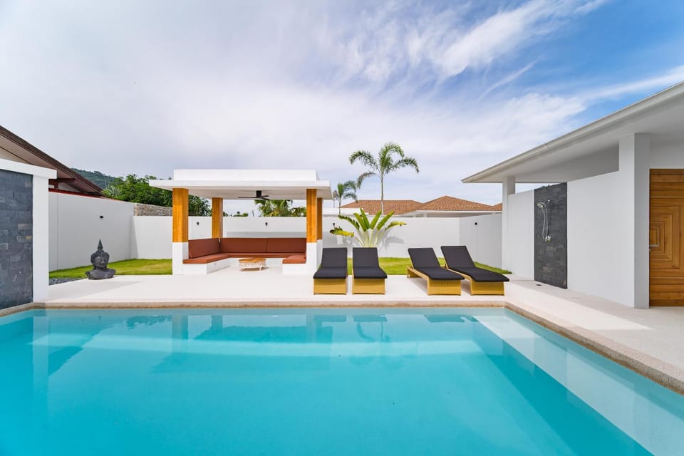Garden, Swimming pool