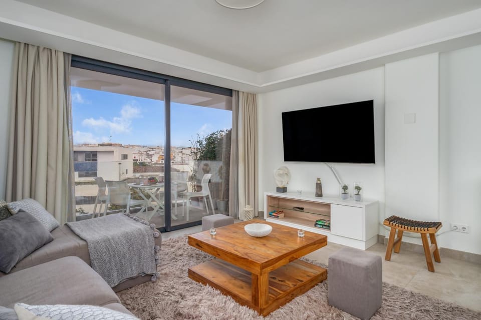 Lica Infinity Collection - Alana Apartment in Estepona