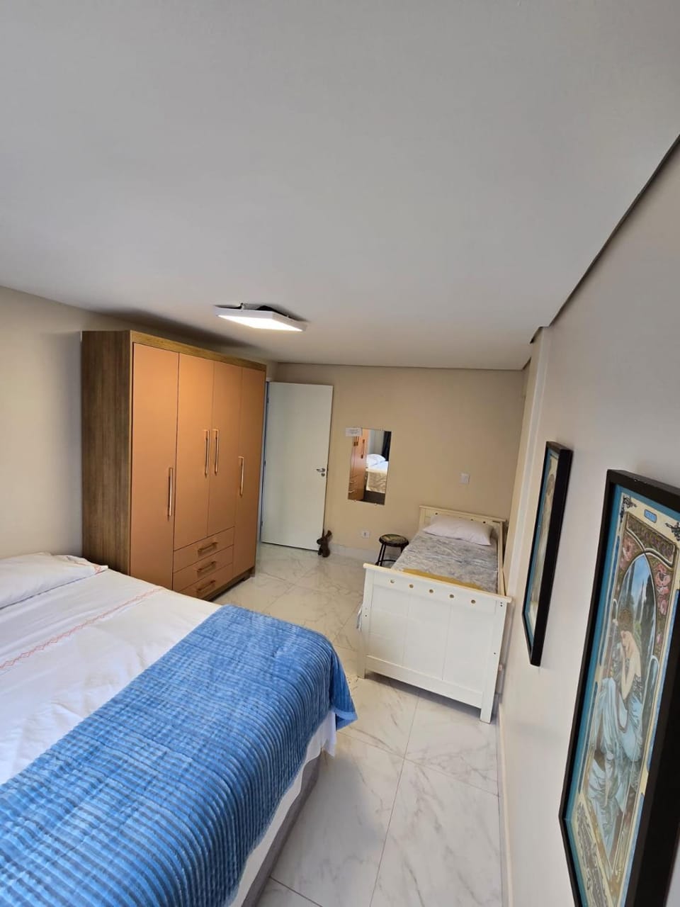 Bed, Photo of the whole room, Bedroom, wardrobe