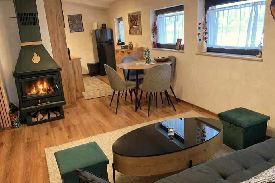 Communal lounge/ TV room, Living room, Dining area, fireplace, fireplace, kitchen, kitchen