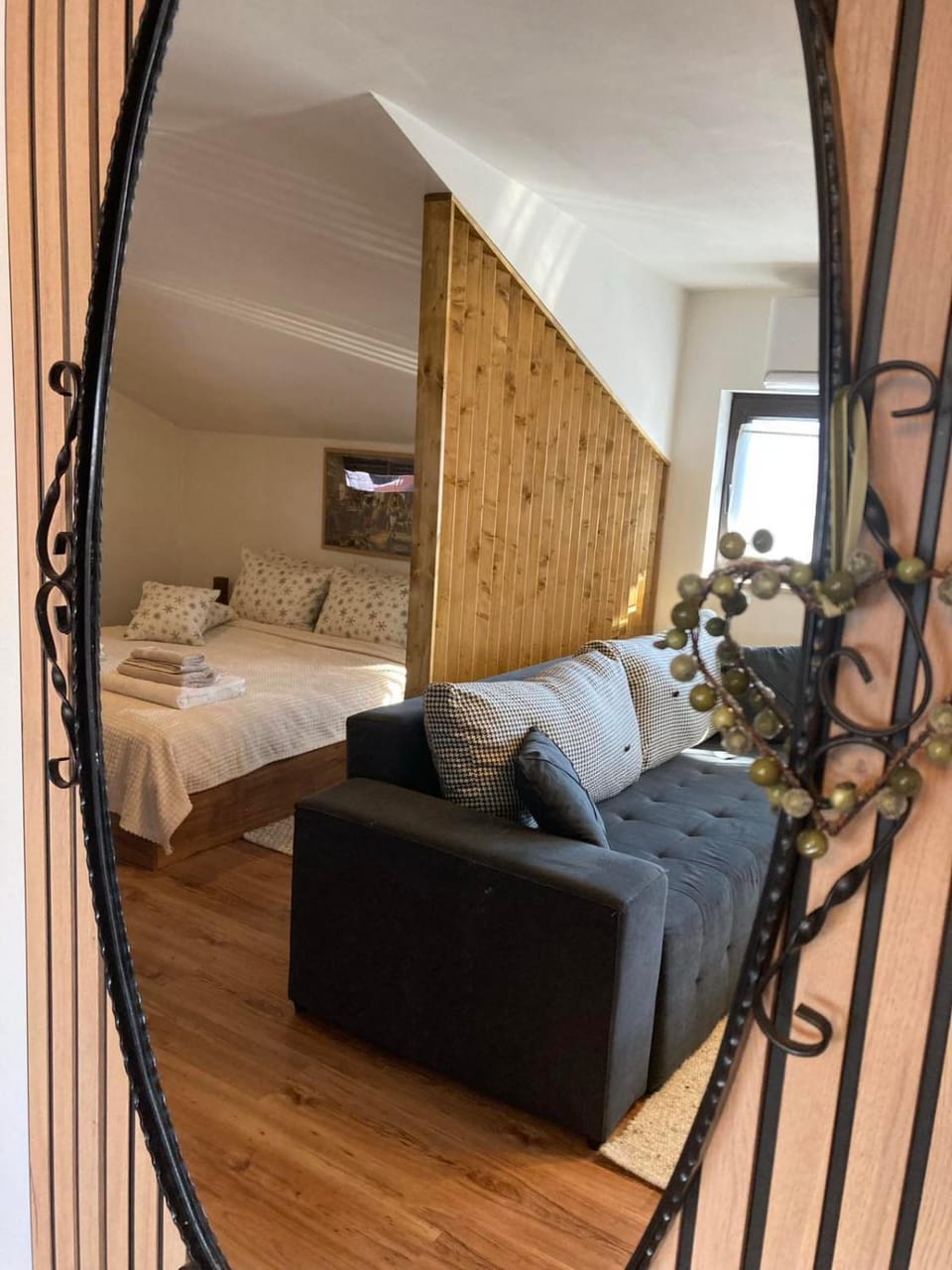 Communal lounge/ TV room, Living room, Bedroom, towels, towels