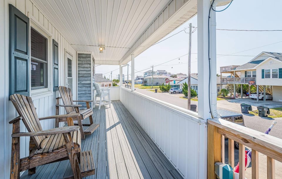 Turtle-ly Beachin' - KDH MP 6, Ocean View, Beach 165 Yds, Sound Access, Year Round Flex Stays House in Kill Devil Hills