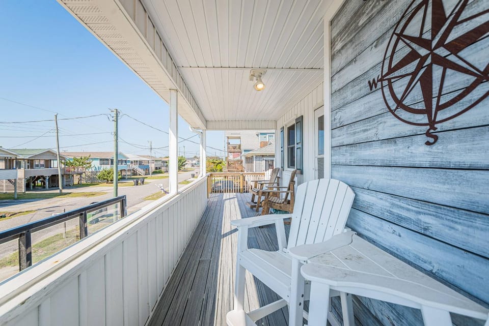 Turtle-ly Beachin' - KDH MP 6, Ocean View, Beach 165 Yds, Sound Access, Year Round Flex Stays House in Kill Devil Hills