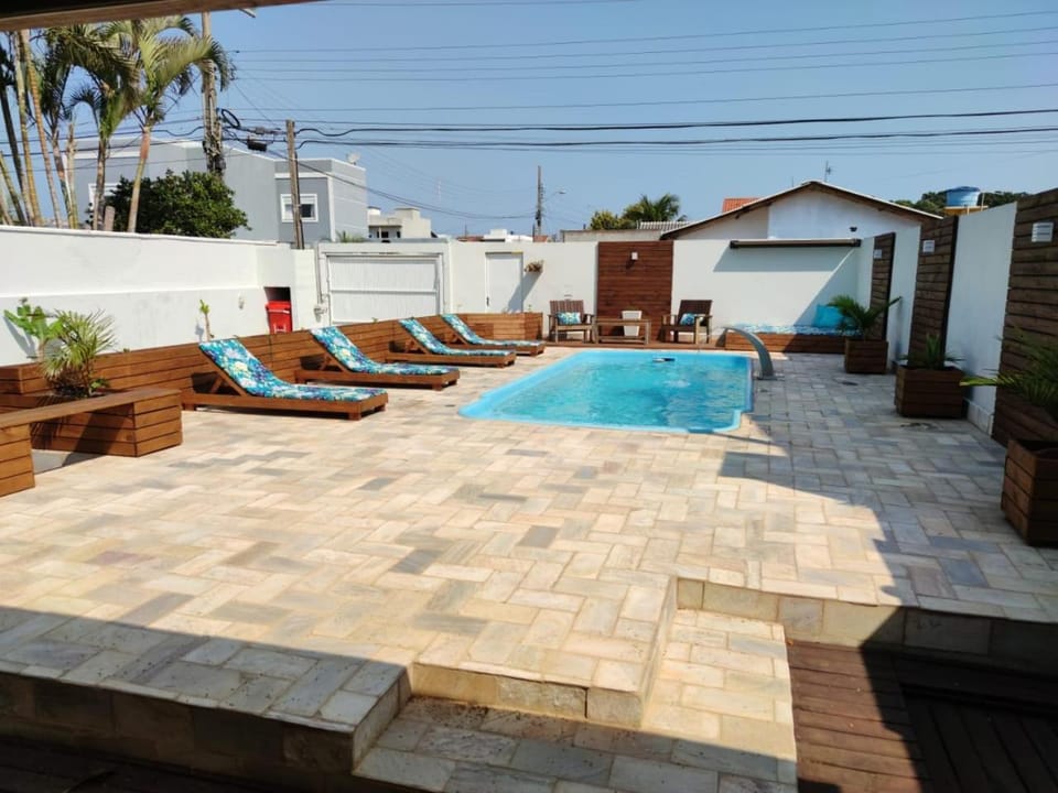 Pool view, Swimming pool, sunbed