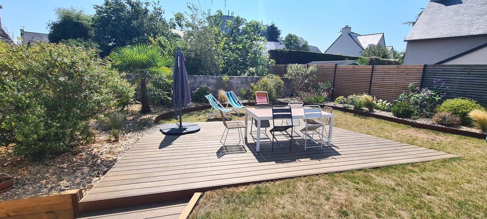 Patio, Garden, Dining area