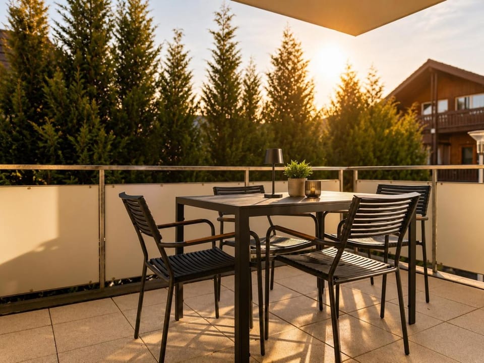 View (from property/room), Balcony/Terrace, Dining area