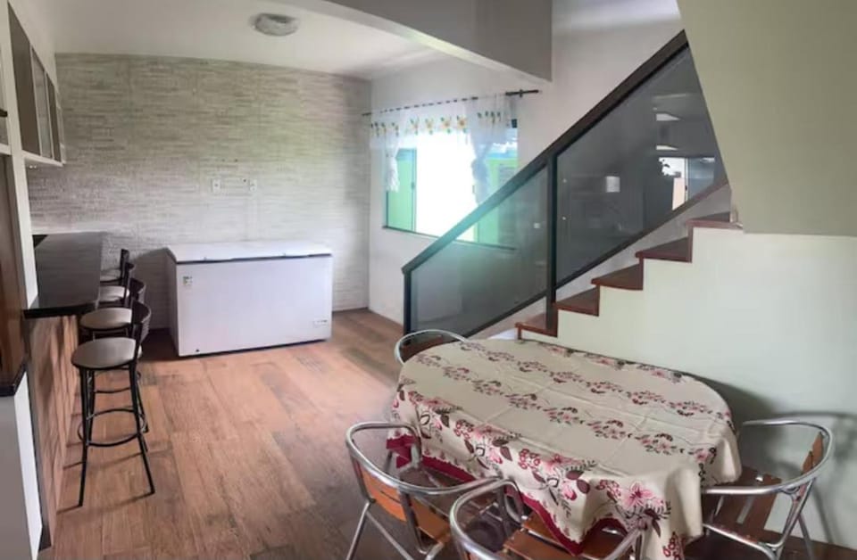 Casa com piscina próximo a praias e aeroporto House in Florianopolis